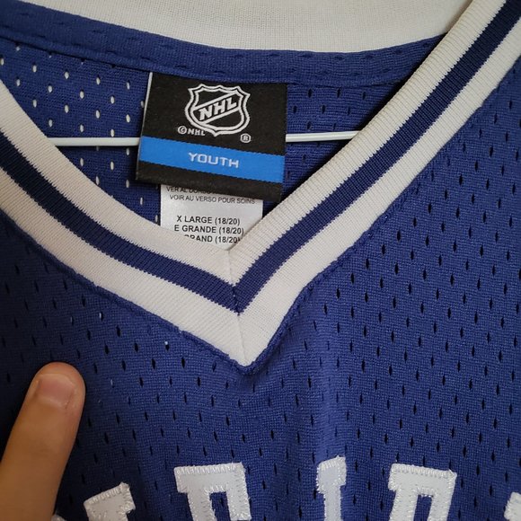 AUSTON MATTHEWS BASEBALL SHIRT TORONTO MAPLE LEAFS - Picture 3 of 3